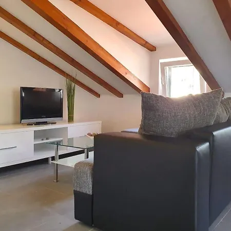 Aparthotel Pizzi Hvar Town